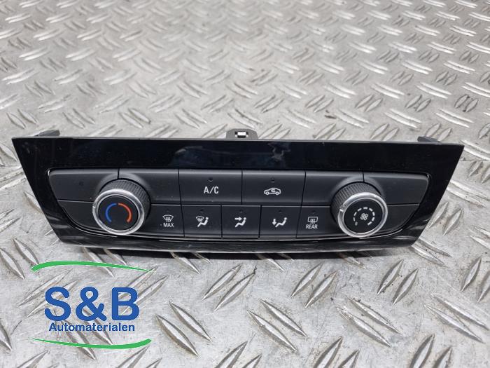 Begagnade Klimatpanel Opel Corsa F (UB/UH/UP) 1.2 12V 75 Pris € 100,00 Marginaltabell erbjuds av Schaap & Bron