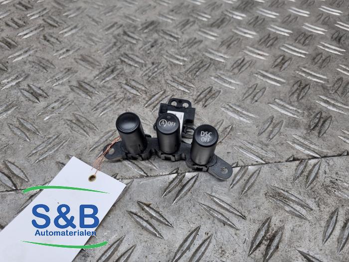 Gebrauchte ESP Schalter Mini Mini (R56) 1.4 16V One Preis € 10,00 Margenregelung angeboten von Schaap & Bron