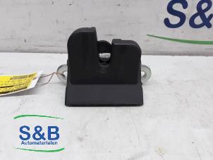 Used Tailgate lock stop Seat Ibiza IV (6J5) 1.2 12V Price € 25,00 Margin scheme offered by Schaap & Bron