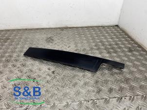 Usados Placa de puerta de 4 puertas derecha delante Volkswagen Golf VIII (CD1) 2.0 TSI 16V Precio € 15,00 Norma de margen ofrecido por Schaap & Bron