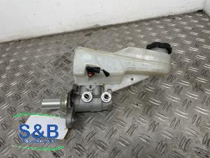 Used Master cylinder Opel Insignia Grand Sport 1.6 Turbo 16V 200 Price € 45,00 Margin scheme offered by Schaap & Bron