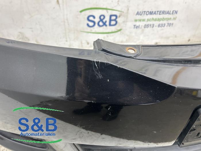 Front bumper Skoda Octavia Combi 1.2 TSI LF9R - 1Z0807221M