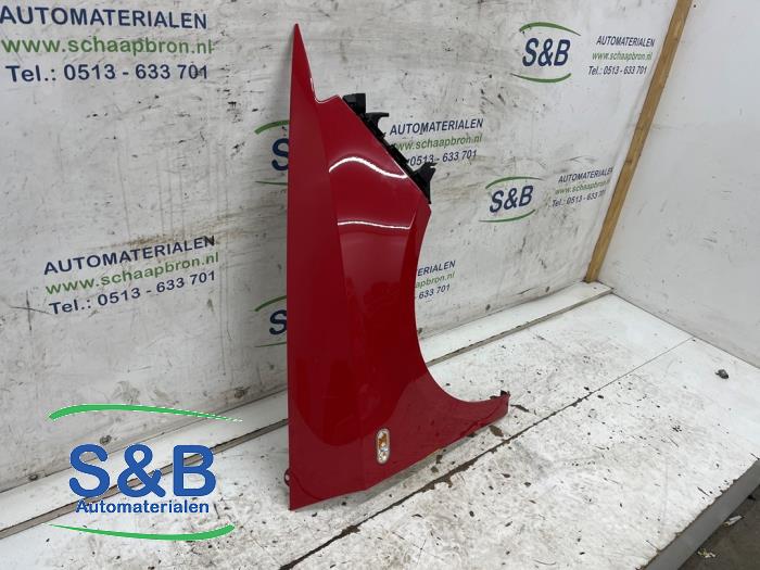 Front wing, right from a Seat Ibiza IV (6J5) 1.4 TSI 16V FR 2014