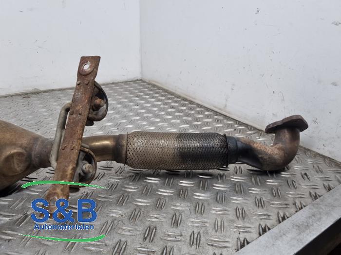 Front pipe + catalyst from a Volkswagen Golf IV (1J1) 1.9 TDI 100 2002