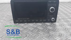 Usagé Radio/Lecteur CD Audi A3 Sportback (8PA) 1.4 TFSI 16V Prix € 349,99 Règlement à la marge proposé par Schaap & Bron