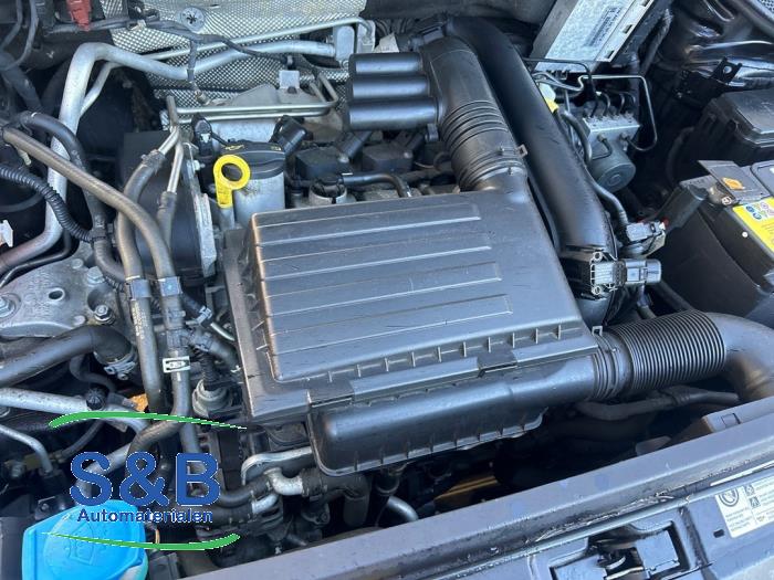 Engine from a Volkswagen Polo V (6R) 1.2 TSI 16V BlueMotion Technology 2015