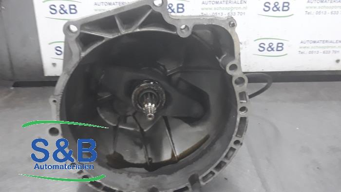 Gearbox from a BMW 3 serie (E46/4) 316i 16V 2002