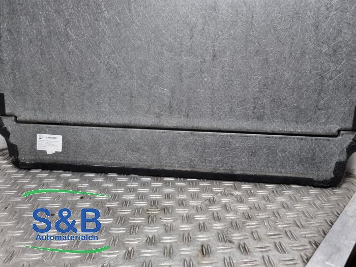 Floor panel load area from a Seat Leon ST (5FF) 1.6 TDI Ecomotive 16V 2014