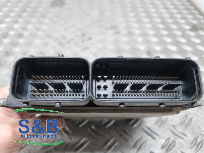 Engine management computer from a Volkswagen Caddy IV 2.0 TDI 102 2016