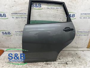 Używane Drzwi lewe tylne wersja 4-drzwiowa Seat Altea (5P1) 1.9 TDI 105 Cena € 100,00 Procedura marży oferowane przez Schaap & Bron