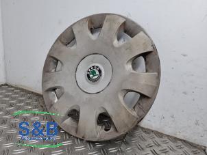 Used Wheel cover (spare) Skoda Octavia (1Z3) 1.6 FSI 16V Price € 20,00 Margin scheme offered by Schaap & Bron