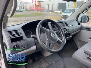 Używane Airbag set + dashboard Volkswagen Transporter T5 2.0 TDI DRF Cena € 1.150,00 Procedura marży oferowane przez Schaap & Bron