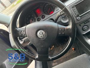 Usagé Volant Volkswagen Passat Variant (3C5) 1.9 TDI Prix € 75,00 Règlement à la marge proposé par Schaap & Bron