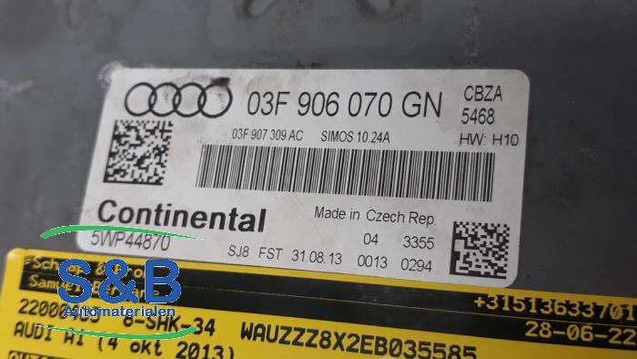 Steuergerät Motormanagement van een Audi A1 Sportback (8XA/8XF) 1.2 TFSI 2013