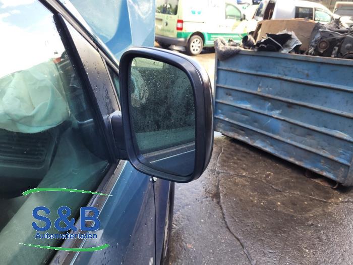 Wing mirror, right from a Volkswagen Caddy IV 2.0 TDI 75 2018