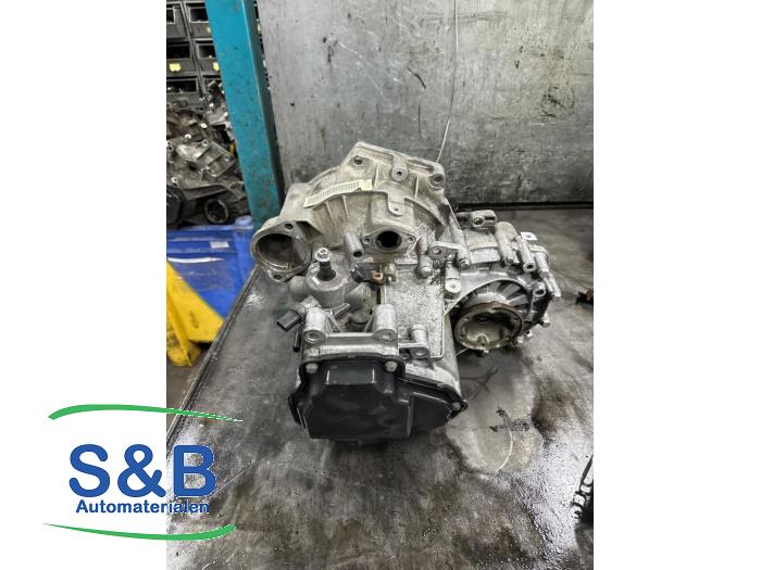 Used Gearbox Volkswagen Polo V (6R) 1.4 TDI DPF BlueMotion technology Price € 550,00 Margin scheme offered by Schaap & Bron