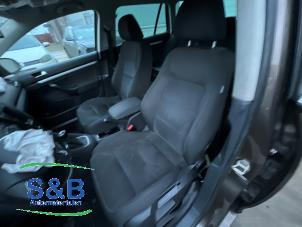 Used Seats + rear seat (complete) Volkswagen Golf VI Variant (AJ5/1KA) 1.6 TDI 16V 105 Price € 250,00 Margin scheme offered by Schaap & Bron