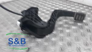 Used Clutch pedal Volkswagen Polo VI (AW1) 1.0 TSI 12V BlueMotion Price € 50,00 Margin scheme offered by Schaap & Bron