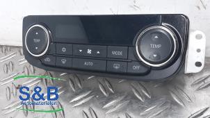 Usados Panel de control de calefacción Mitsubishi Outlander (GF/GG) 2.0 16V 4x2 Precio € 150,00 Norma de margen ofrecido por Schaap & Bron