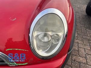 Used Headlight, left Austin Mini Open (R52) 1.6 16V Cooper Price € 49,99 Margin scheme offered by Schaap & Bron