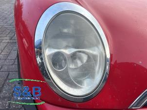 Used Headlight, right Austin Mini Open (R52) 1.6 16V Cooper Price € 49,99 Margin scheme offered by Schaap & Bron