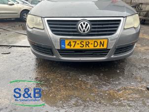 Used Grille Volkswagen Passat Variant (3C5) 2.0 FSI 16V Price € 99,99 Margin scheme offered by Schaap & Bron