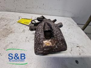 Used Rear brake calliper, right Peugeot 307 (3A/C/D) 1.6 HDi 16V Price € 25,00 Margin scheme offered by Schaap & Bron