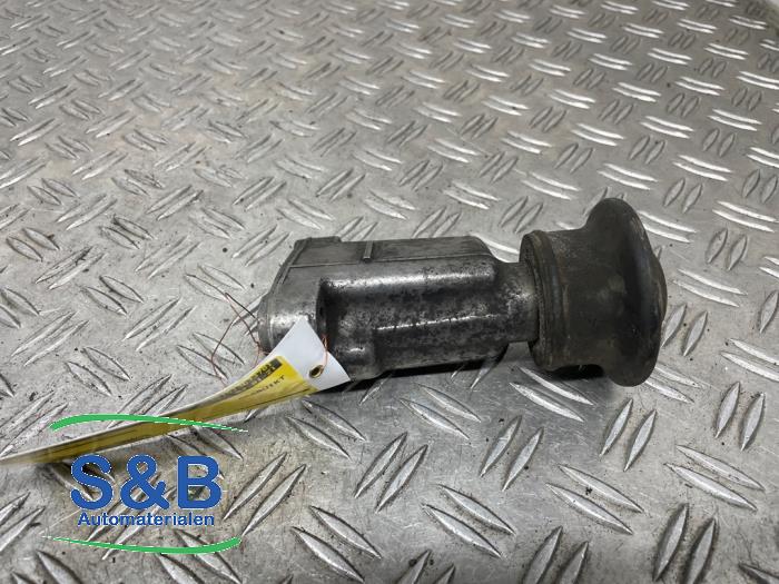 Usagé Support moteur Audi 80 (B4) 1.9 TDI Prix € 35,00 Règlement à la marge proposé par Schaap & Bron