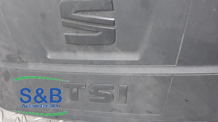 Couverture moteur d'un Seat Ateca (5FPX) 1.5 TSI 16V 4Drive 2019