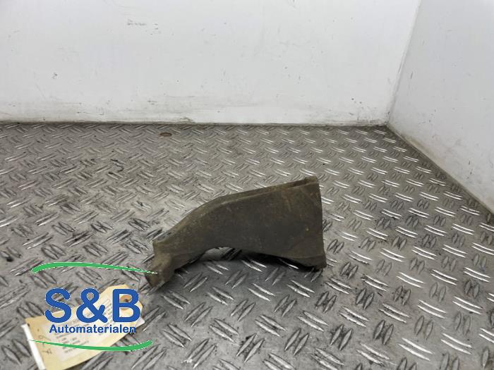 Engine mount from a Volkswagen Golf III (1H1) 1.4 CL 1994