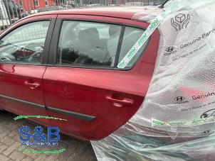Używane Drzwi lewe tylne wersja 4-drzwiowa Hyundai i20 1.4i 16V Cena € 174,99 Procedura marży oferowane przez Schaap & Bron