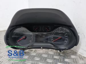 Used Instrument panel Opel Corsa F (UB/UH/UP) 1.2 12V 75 Price € 125,00 Margin scheme offered by Schaap & Bron