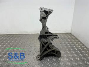 Used Air conditioning bracket Audi A4 (B6) 1.9 TDI PDE 130 Price € 36,00 Margin scheme offered by Schaap & Bron