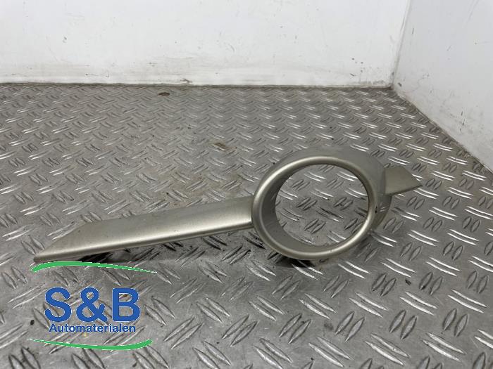 Front bumper, left-side component from a Volkswagen Eos (1F7/F8) 2.0 FSI 16V 2007