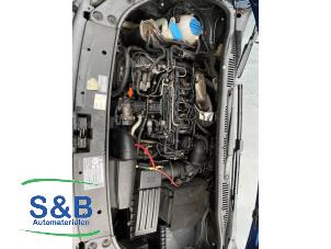 Used Engine Volkswagen Caddy III (2KA,2KH,2CA,2CH) 1.6 TDI 16V Price € 1.500,00 Margin scheme offered by Schaap & Bron