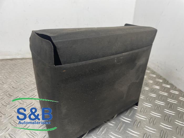 Begagnade Batterilock Volkswagen Passat (3C2) 2.0 TDI 16V 140 4Motion Pris € 22,00 Marginaltabell erbjuds av Schaap & Bron