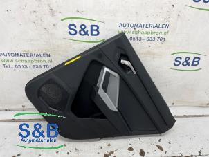 Używane Tapicerka drzwi prawych tylnych wersja 4-drzwiowa Audi Q3 Sportback (F3N) Cena € 60,00 Procedura marży oferowane przez Schaap & Bron