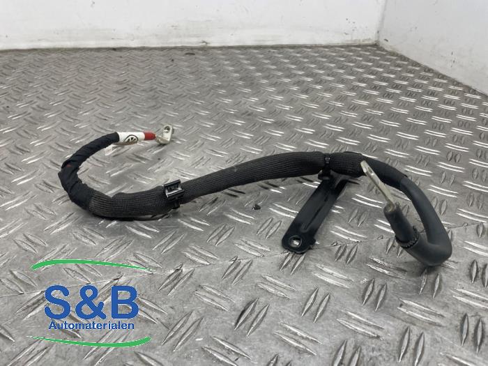 Cable (miscellaneous) from a Volkswagen Passat Variant (3G5) 1.4 TSI GTE 16V 2016