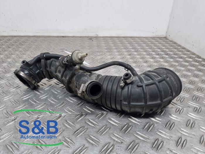 Begagnade Lufttratt Audi TT (8N3) 1.8 T 20V Quattro Pris € 40,00 Marginaltabell erbjuds av Schaap & Bron