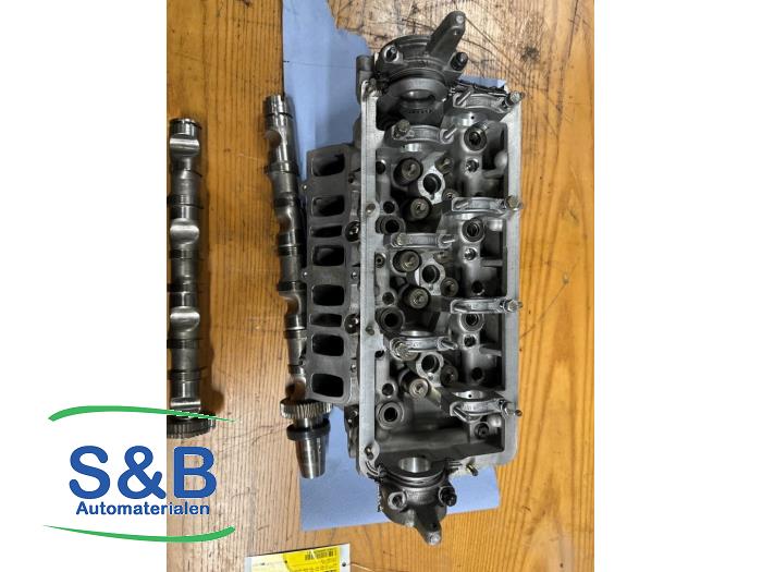 Begagnade Topplock Volkswagen Passat (3B3) 2.5 TDI 180 V6 24V 4Motion Pris € 175,00 Marginaltabell erbjuds av Schaap & Bron