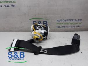 Overhauled Front seatbelt, left Audi A6 (C7) 2.0 TDI 16V Price € 169,40 Inclusive VAT offered by Schaap & Bron
