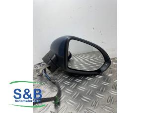 Used Wing mirror, right Volkswagen Passat Variant (3G5) 1.4 TSI GTE 16V Price € 175,00 Margin scheme offered by Schaap & Bron