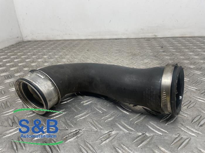 Usagé Tuyau intercooler Volkswagen Passat Variant (3C5) 1.8 TSI 16V Prix € 30,00 Règlement à la marge proposé par Schaap & Bron