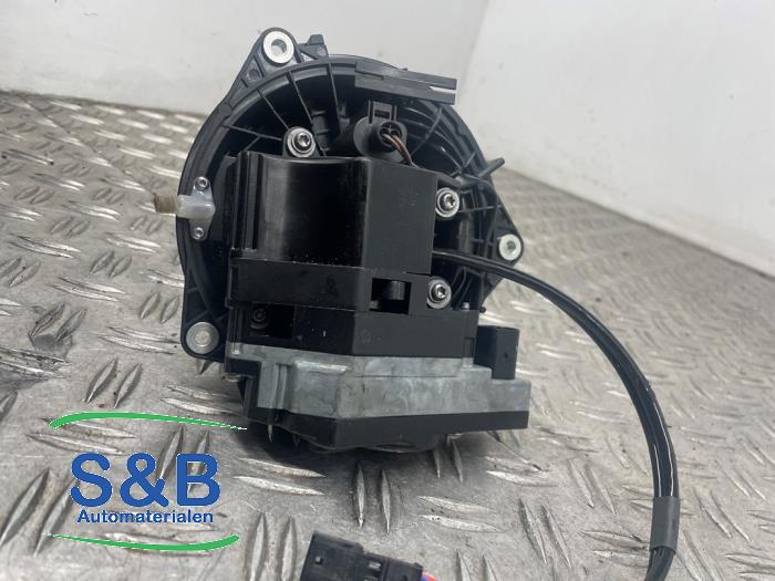 Reversing camera from a Volkswagen Passat (3G2) 1.4 TSI GTE 16V 2016