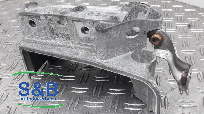 Used Engine mount Volkswagen Golf VII (AUA) 1.5 TSI Evo BlueMotion 16V Price € 30,00 Margin scheme offered by Schaap & Bron