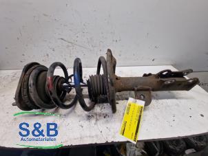 Used Fronts shock absorber, left Toyota Prius Plus (ZVW4) 1.8 16V Price € 60,00 Margin scheme offered by Schaap & Bron