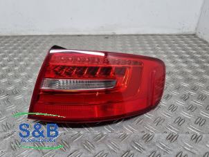 Used Taillight, right Audi A4 Avant (B8) 1.8 TFSI 16V Price € 124,99 Margin scheme offered by Schaap & Bron