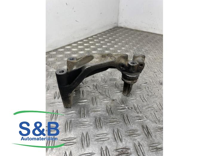 Gebrauchte Motorlager Volkswagen Transporter T6 2.0 TDI Preis € 39,99 Margenregelung angeboten von Schaap & Bron