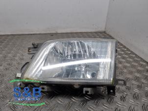Używane Reflektor lewy Subaru Forester (SF) 2.0 16V X Cena € 39,99 Procedura marży oferowane przez Schaap & Bron
