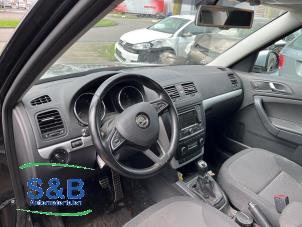 Usados Airbag set + dashboard Skoda Yeti (5LAC) 2.0 TDI 16V Precio € 550,00 Norma de margen ofrecido por Schaap & Bron